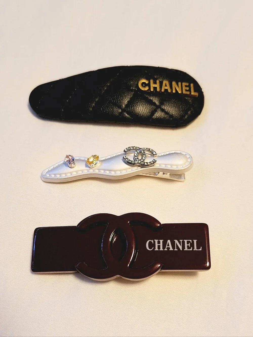 HAIR CLIPS - LOGO - SET OF 3 - NEW